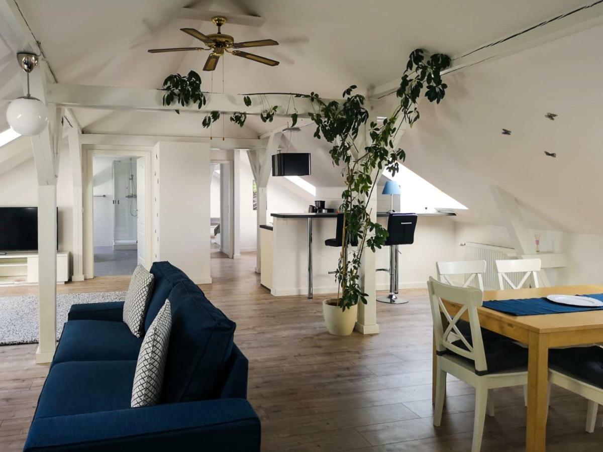 Gutshof Gross Behnkenhagen Apartment ภายนอก รูปภาพ
